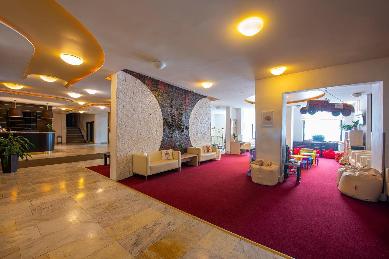 Hotel Slovan Tatranská Lomnica Екстериор снимка